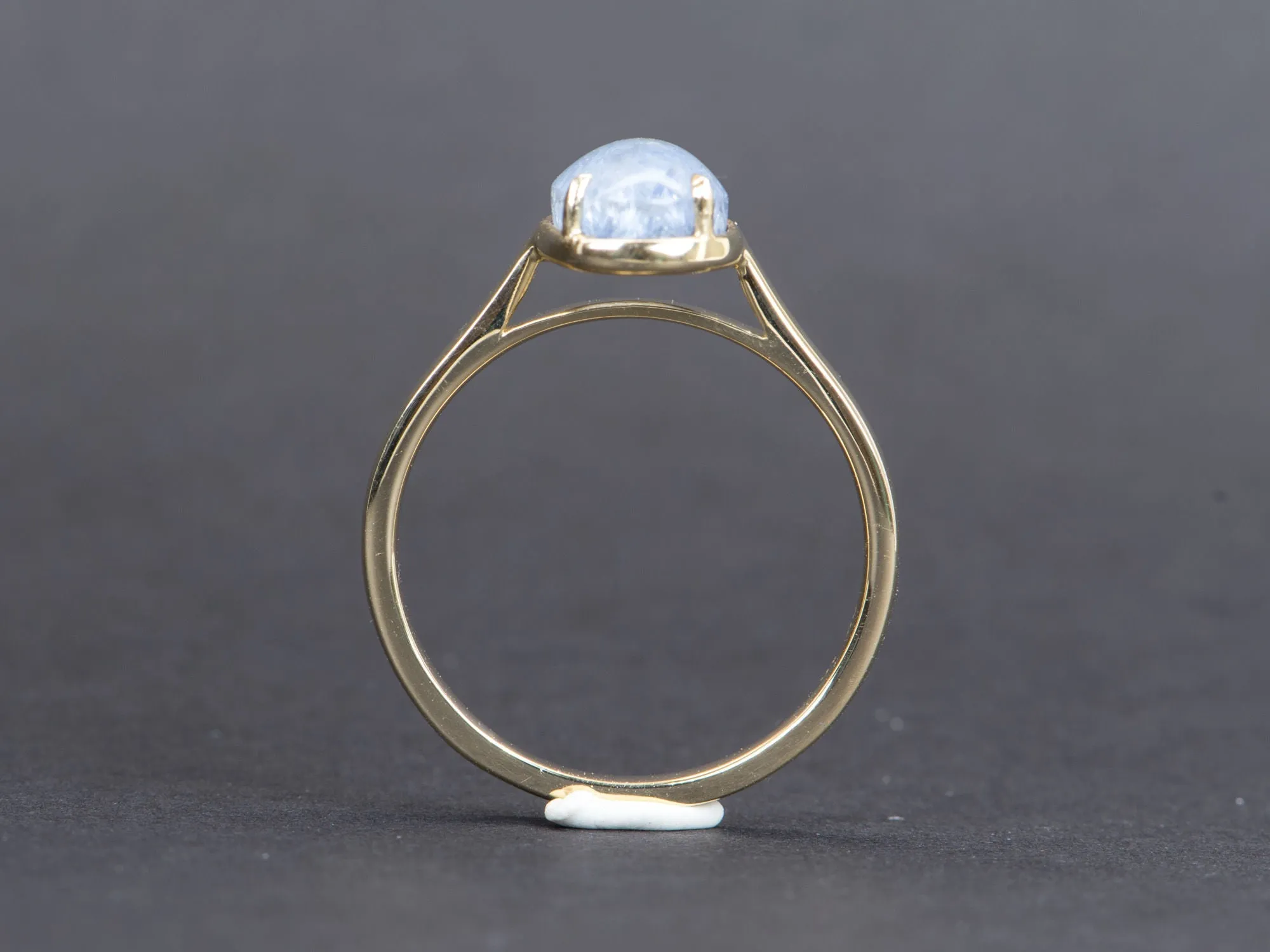 1.96ct Oval Blue Dumortierite Quartz 9K Gold Ring R6358-2