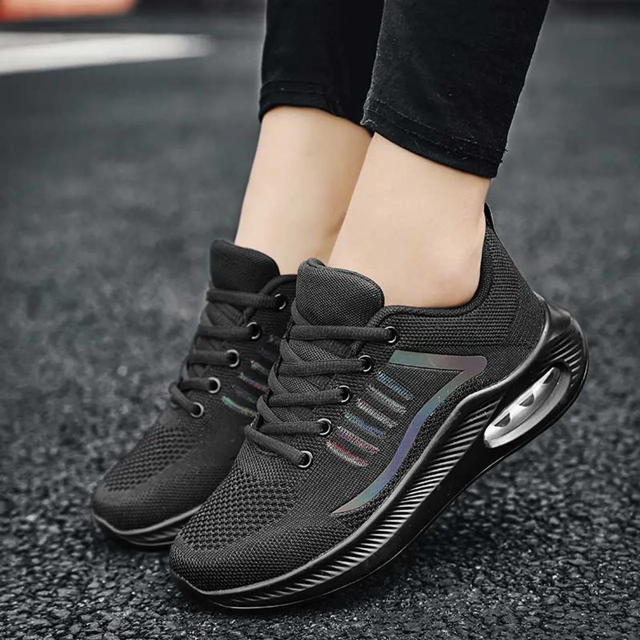 Black curve & stripe pattern casual shoe sneaker