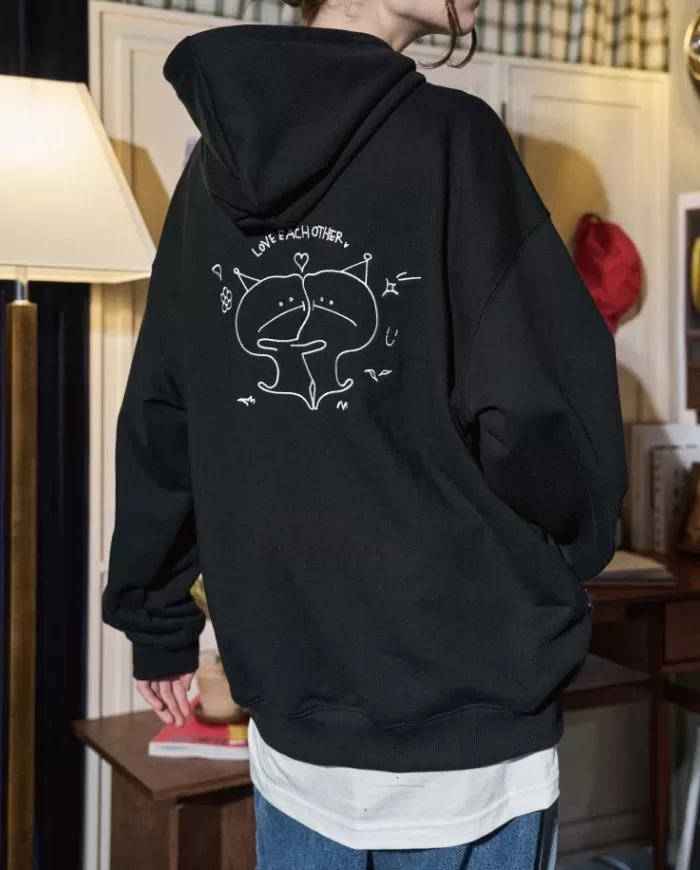 COMPAGNO  |[COMPAGNO]★Love Hoooly EMBROIDERED HOODIE