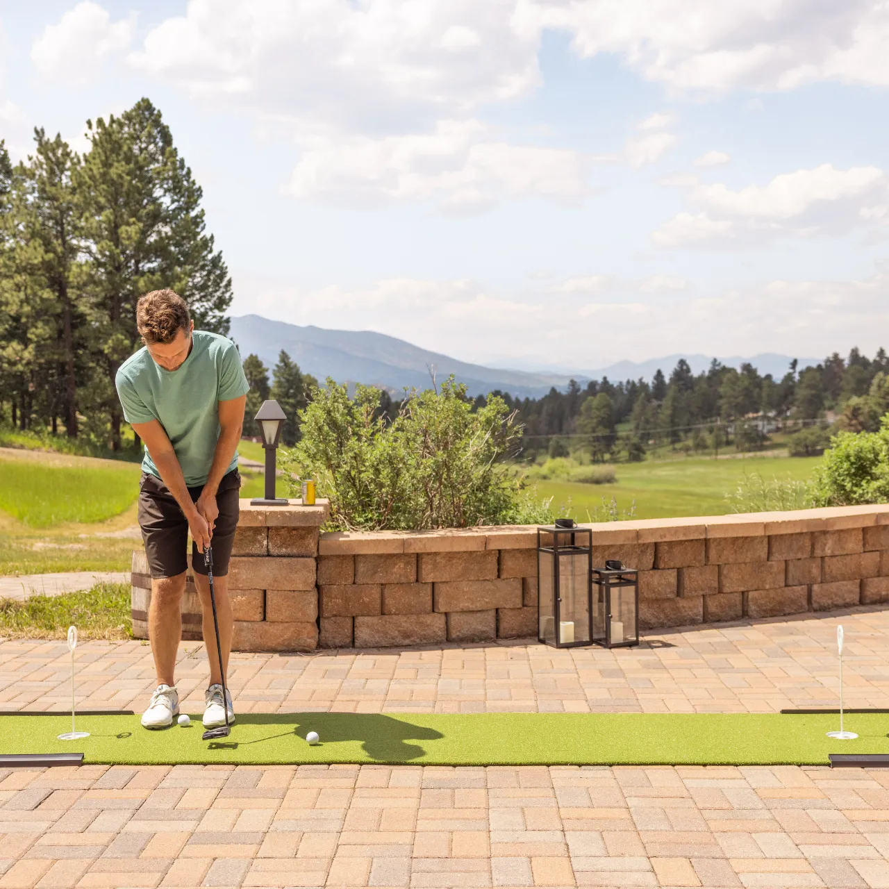 Indoor/Outdoor Tour Grade Turf Putting Green (Sizes Available)