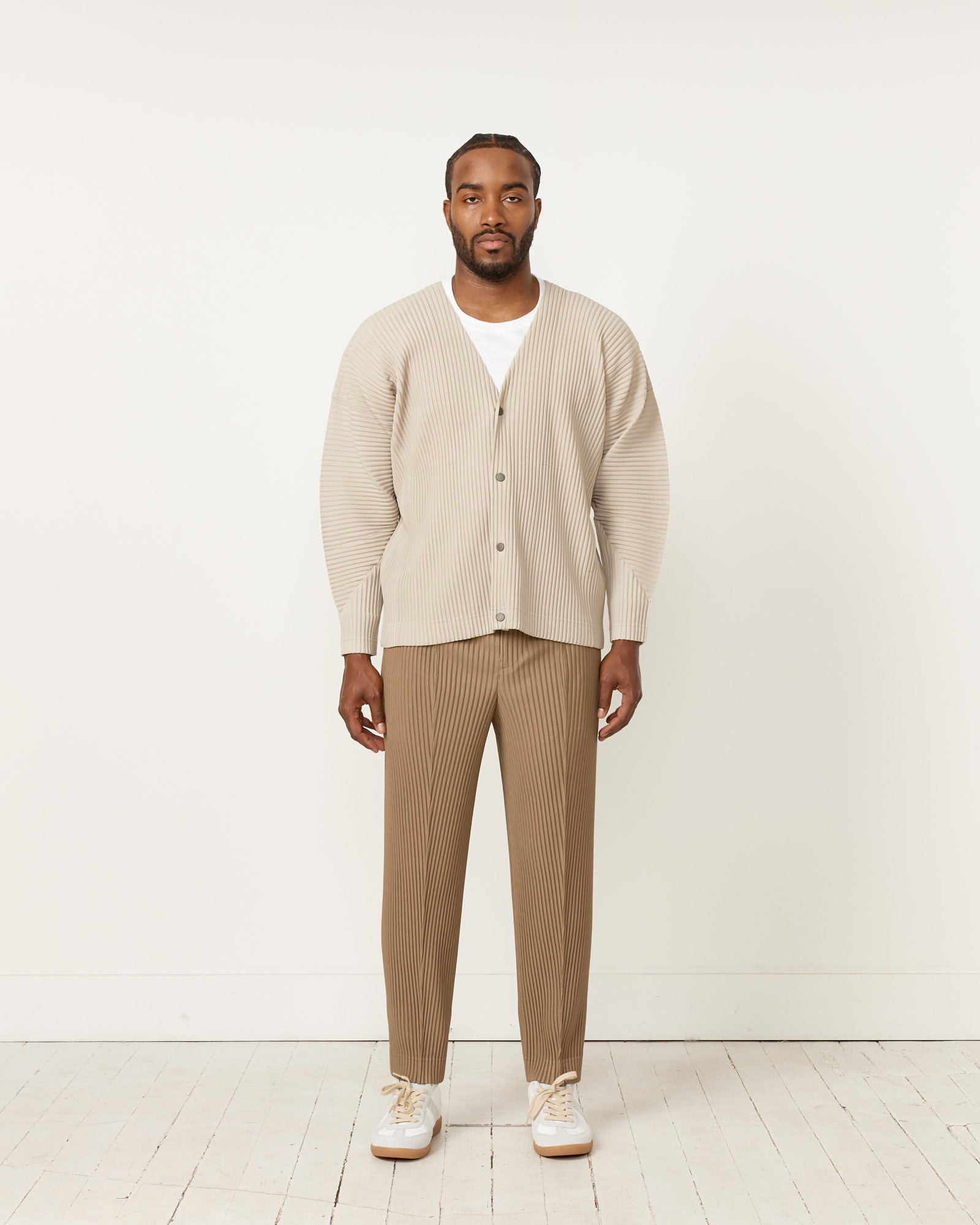 MC March Cardigan in Linen Beige